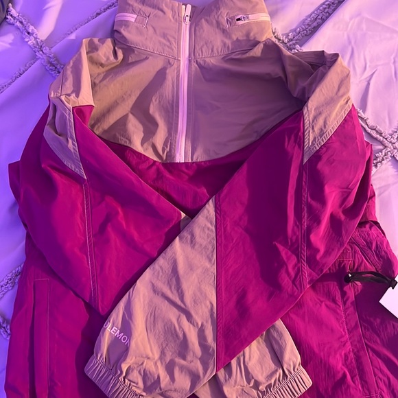 lululemon athletica Jackets & Blazers - windbreaker